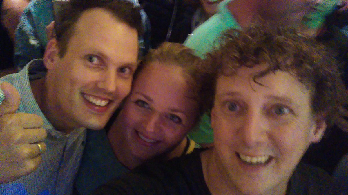 gjvaatstra's tweet photo. Topshow van @jochemmyjer in @FlintAmersfoort! Veel gelachen en goede songteksten.  Morgenochtend vogels spotten met kids en @mirjamkingma https://t.co/94NS8Idd8C