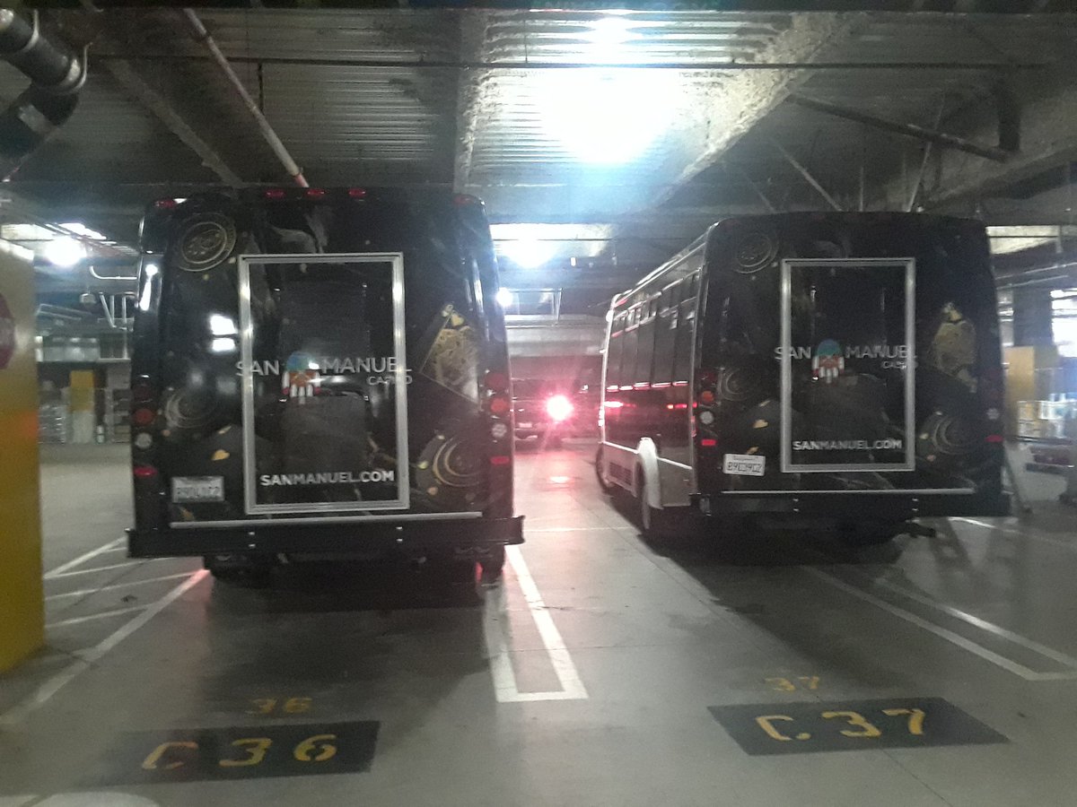 DrDecalsInc's tweet photo. San Manuel Shuttles #wrapscon #wrap #wraps #drdecals #Graphicinstaller https://t.co/iGkm2pQR4T