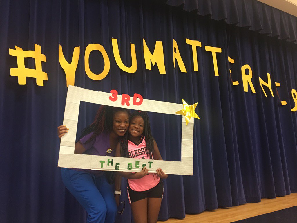 HRichardson_VB's tweet photo. We had a blast today @Newtown_E meeting parents & Ss! The energy was #VBAmazing! #YouMatterNES @OrganicLeaderVB https://t.co/TkjO1aAgWp