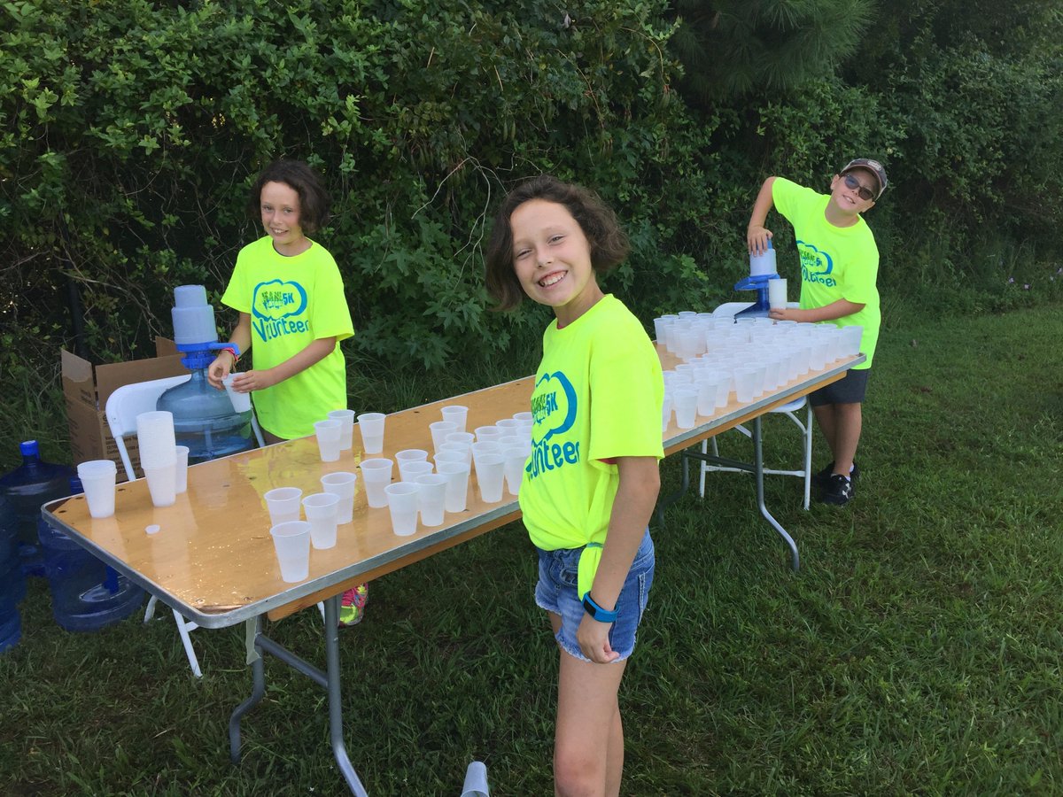 gotrhr's tweet photo. THANKS TO ALL THE GOTR VOLUNTEERS THAT CAME OUT TO THE Insane Inflatable 5K LAST SAT! @insaneinflatable5k #runvb https://t.co/3Ys3GruJa9 https://t.co/p8dgpKgdaA