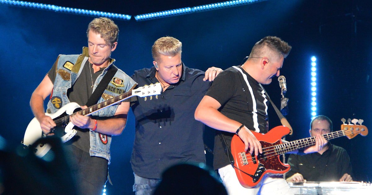 RollingStone's tweet photo. See Rascal Flatts' sunny take on Shenandoah's "Church on Cumberland Road" https://t.co/eTLLXBZYi6 https://t.co/BPPgnxPIbF
