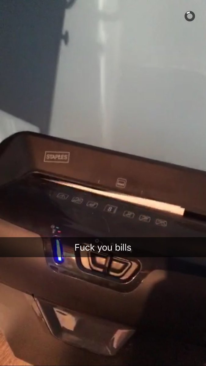 amyjohanna3's tweet photo. Today, a friend of mine taught me that bills don't count if you shred them #goodthinkin https://t.co/57FnilgTHU