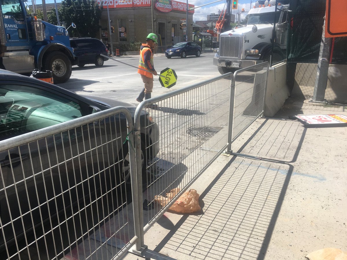 opmb100's tweet photo. @CrosstownTO @Kathleen_Wynne @JohnTory #Disruption allday by: #metrolinx #NoRelief? #Fencedin allday @EglintonWest #OPMB https://t.co/EiVmvhrmV9