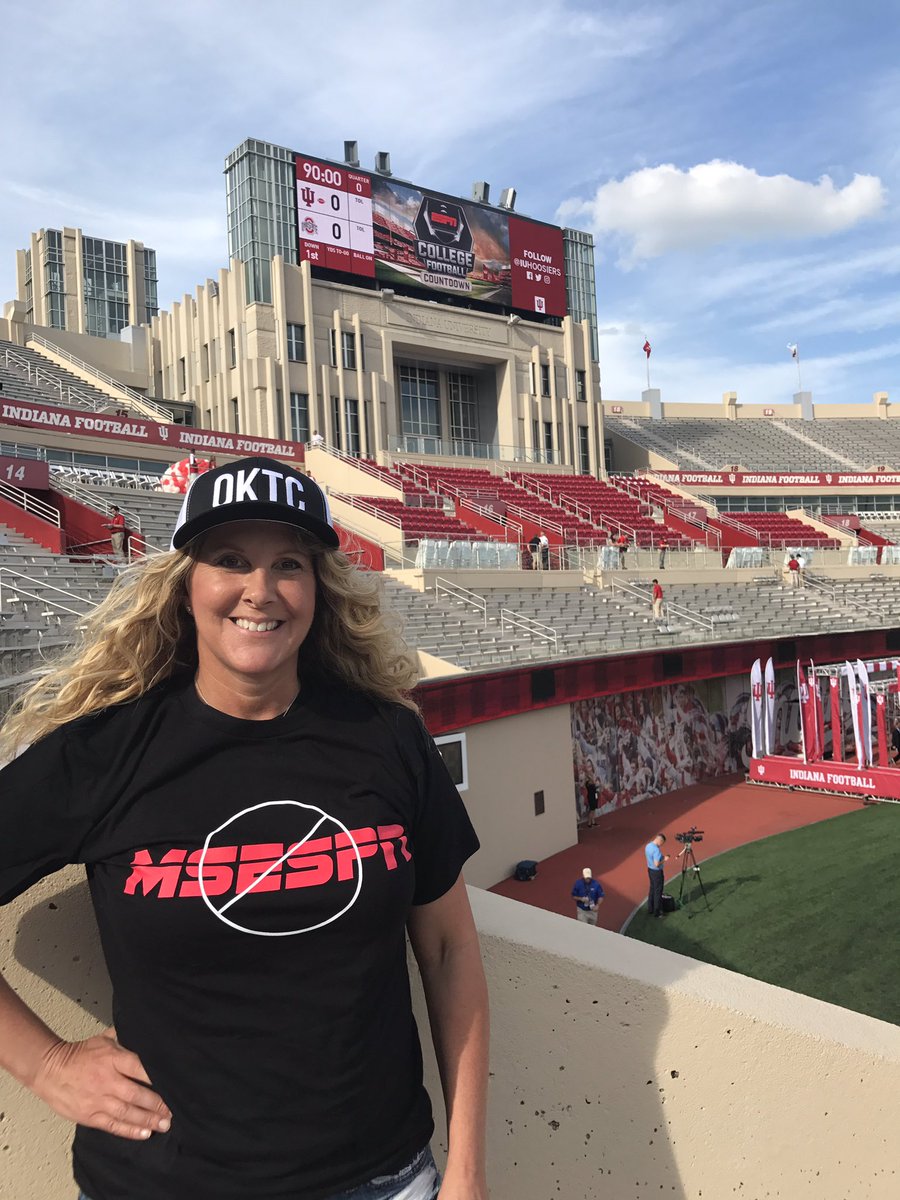 Hey <a href="/ClayTravis/">Clay Travis</a> ... reppin' OKTC at the Ohio State/Indiana game #MSESPN