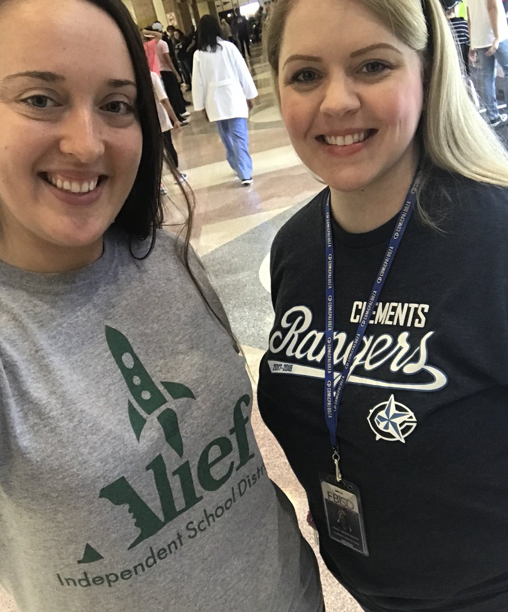 Ms_Lenzi's tweet image. Alief ISD and Fort Bend ISD coming together to rebuild after Harvery! #HelpHouston #HurricaneHarveyRelief @HicksTigers