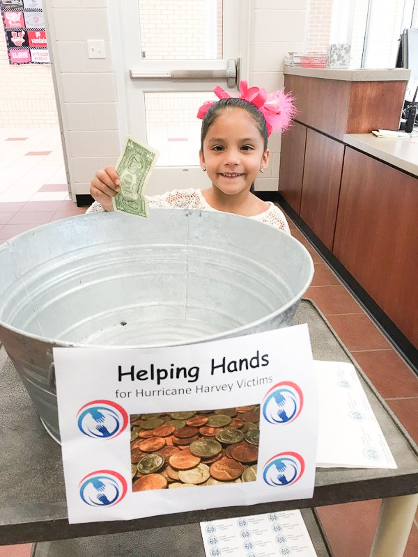 VanISDVanTX's tweet photo. One more day Vandals...bring your coins to school TOMORROW! #HelpingHands4Harvey #WeAreVan #WeAreTexas #TexasStrong https://t.co/YFaMqeOb1F