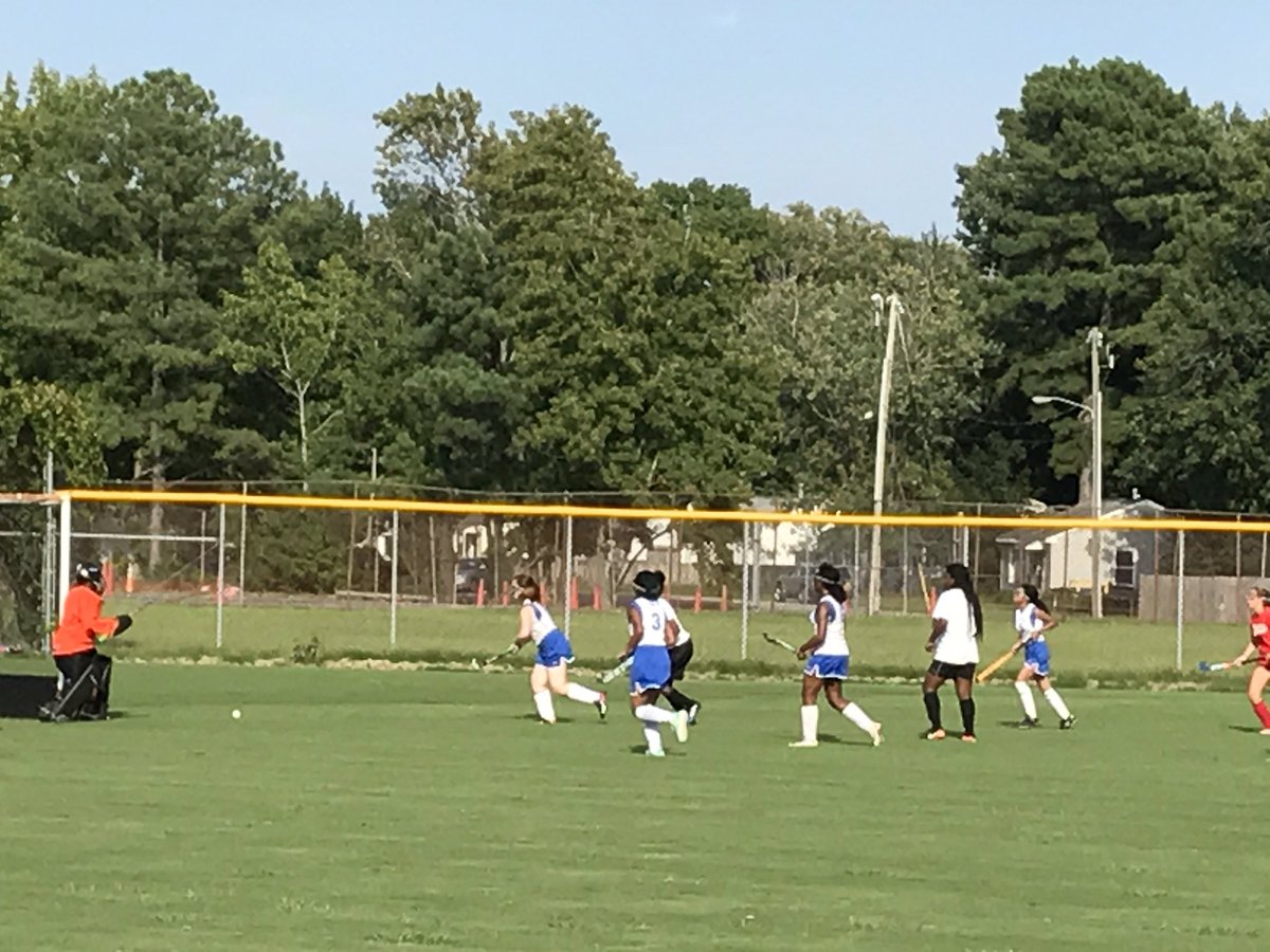 LaurieMBolt's tweet photo. @PhoebusHS1 for the win!  Way to go girls! https://t.co/B6tkFdBgov