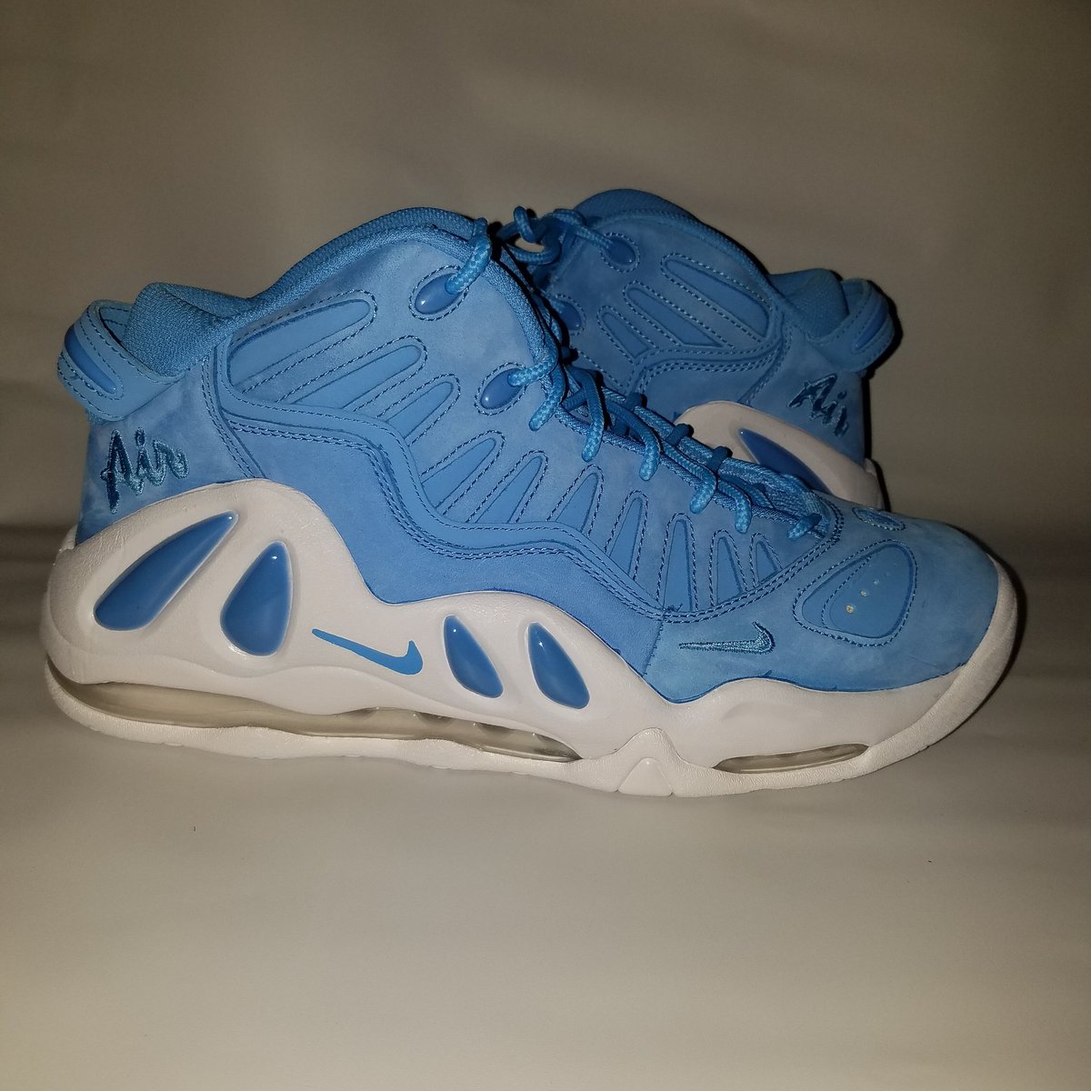LabsGaming1's tweet photo. For sale on grailed. Click the link below ⬇⬇

ps://www.grailed.com/listings/3085316-Nike-Nike-Air-Max-Uptempo-97-AS-QS https://t.co/cYAfTCB2Ud