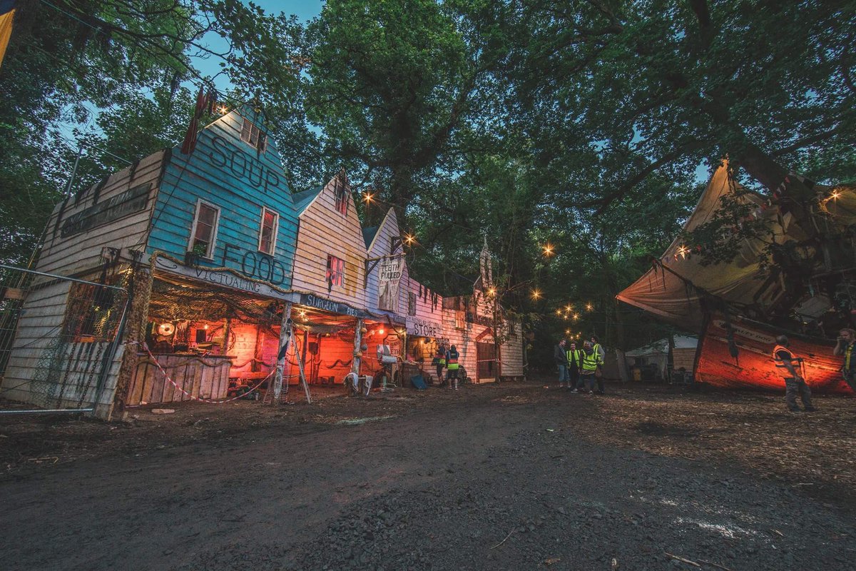 EPfestival's tweet photo. See you tomorrow! ❤️ #EP2017 https://t.co/rbaYWCUYb0