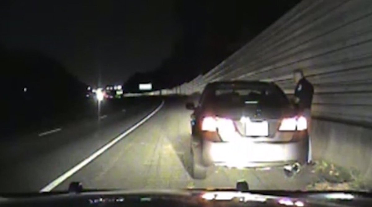 EN VIDÉO | «Nous ne tuons que des Noirs», dit un policier blanc d’Atlanta
bit.ly/2xBlvNA