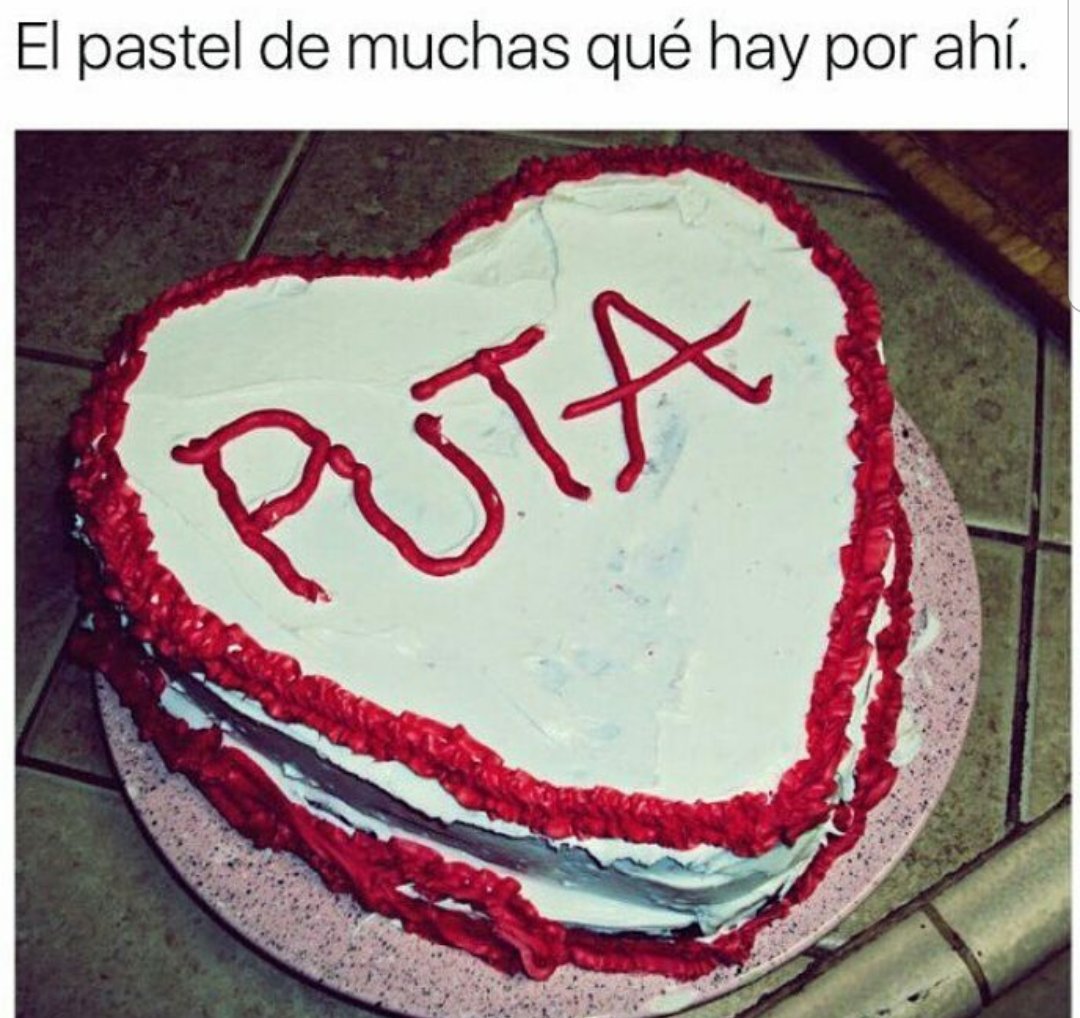 colvas_'s tweet photo. La torta especial para las #Botitrolas 🤣🤣😃😃😂😂 https://t.co/Ag5R1ecYeS