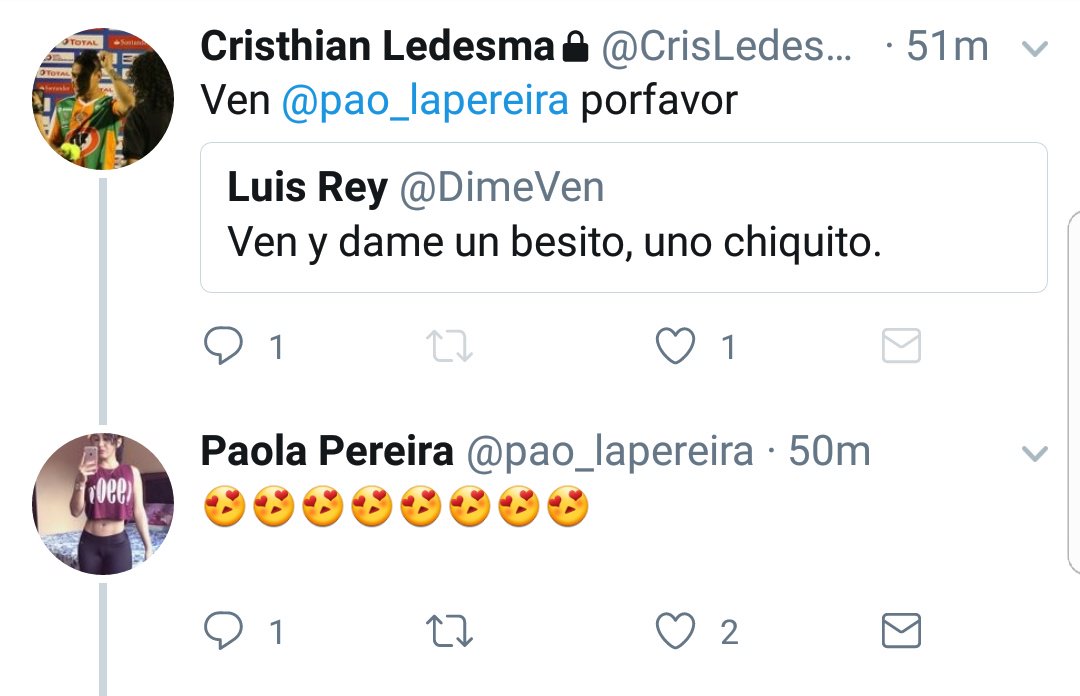 colvas_'s tweet photo. Itavy la tipo @CrisLedesma23 kkk mientras ha'e oho ofacturá otro lado, el le spera gua'u ak! pro mientras le come a otra k lo k pasa todo(?) https://t.co/QqTcI2o7Tk