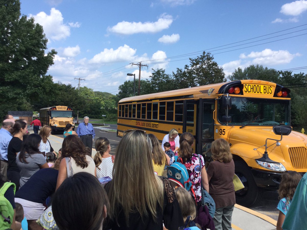 Kutz <a href="/CBKutzElem/">Paul W. Kutz Elem</a> Kindergarteners get ready for their first days of school at Kutz!!  #FirstBusRide #KutzKindergarten #BacktoSchool