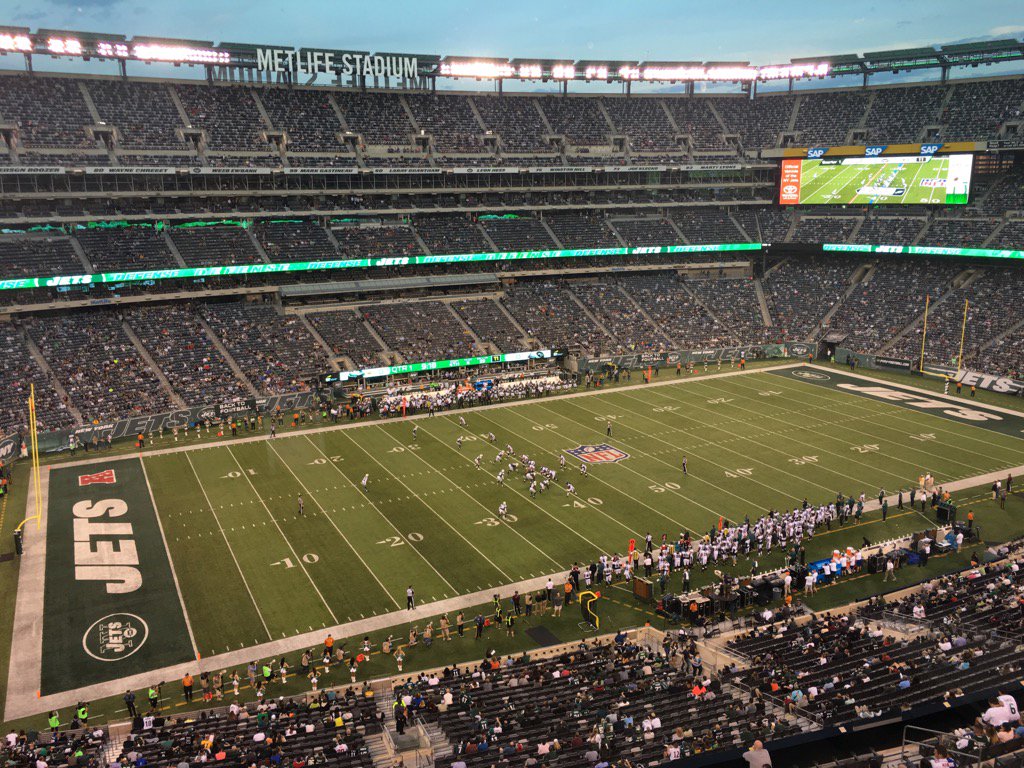 DImB7qEWAAAzeMa.jpg:large