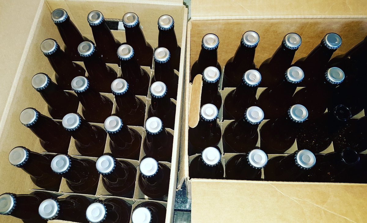 TBCBeerClub's tweet photo. Final results from today's #BottlingDay #PullingOutAllTheStops #HoplitoPaleAle #TBCHomeBrewProject #beer #craftbeer #beercraft #homebrewing https://t.co/8Cs9SC0lhX