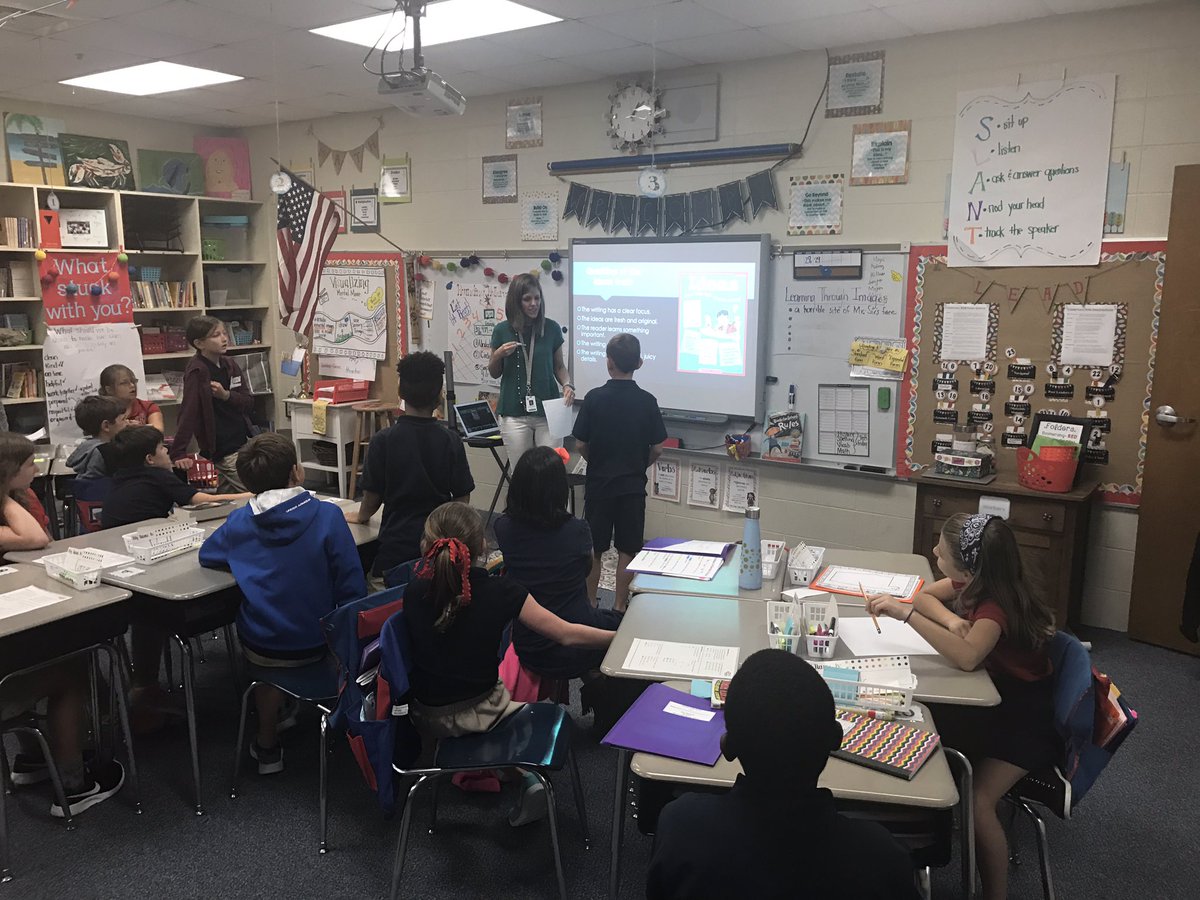 Rodgers1Wendy's tweet photo. It's rockin' @ Elberta ES! Ts have Ss TWIRLing! Talk Write Investigate Read Listen! @Alabama_Reading @BCBESuper @HopeZeanah @BreazealeJenny https://t.co/nvdTjIPdTI