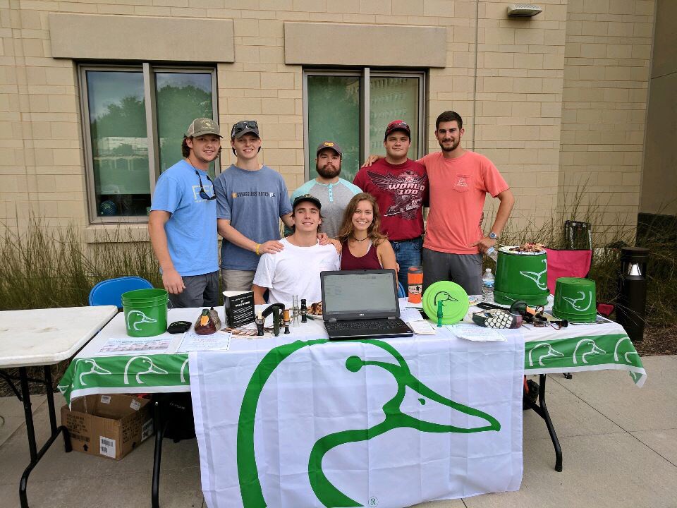 wvuducks's tweet photo. Awesome time at the back to school BBQ can't wait to see you all at the next meeting! https://t.co/0vzQlGt3mc