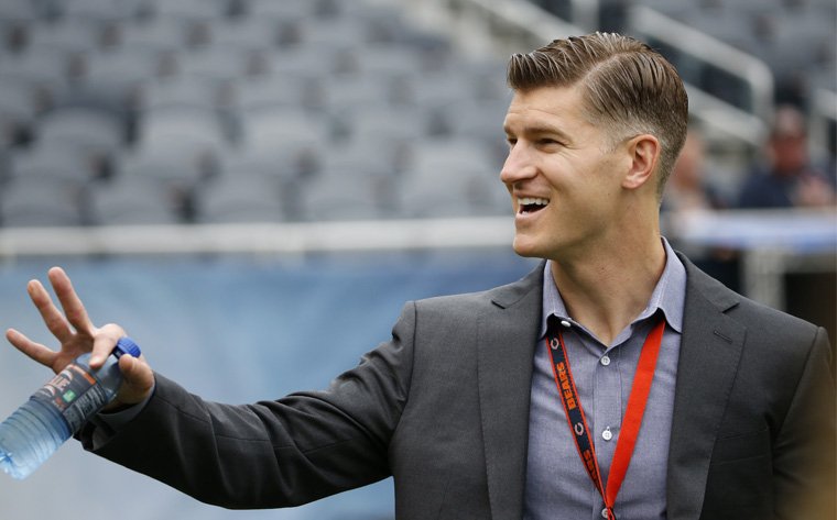 ChicagoBears's tweet photo. GM Ryan Pace shares thoughts on Glennon, Trubisky, defense &amp; more in last pregame talk of preseason.

📰: https://t.co/tc7rvm6eK6 https://t.co/d3BopJLFgy