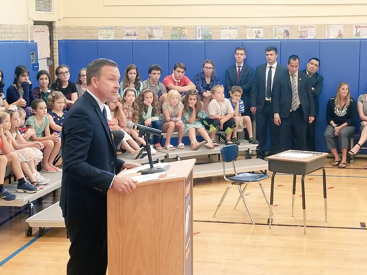 AndyManar's tweet image. Photos from today's #FixedTheFormula #SB1_947 bill signing.