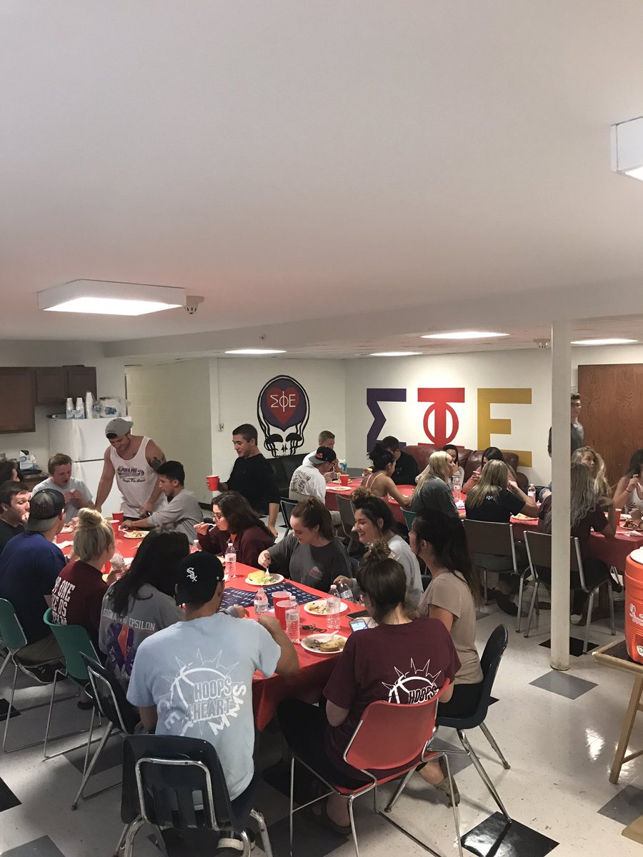 EIUSigEp's tweet photo. Thank you to the lovely ladies of @EIUAlphaPhi for joining us for our pasta dinner tonight! The first ever mixer was a success #GoGreek https://t.co/D9bUoOtjuX