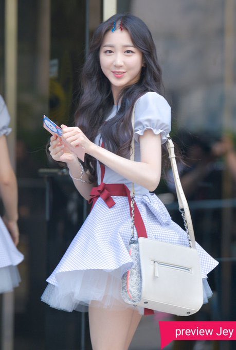 itigo_mero24's tweet image. ダイエット仲間探し👀💗
165cm┆now→51㌔┆最終→45㌔

今月の目標
❁見た目重視
❁－1.5㌔
❁背筋を伸ばす
❁引き締める

#ダイエッターさんRT
#一緒に頑張ってくれる人RT 
#ダイエット仲間募集
#ダイエッターさんと繋がりたい
#RTして気になった人フォロー