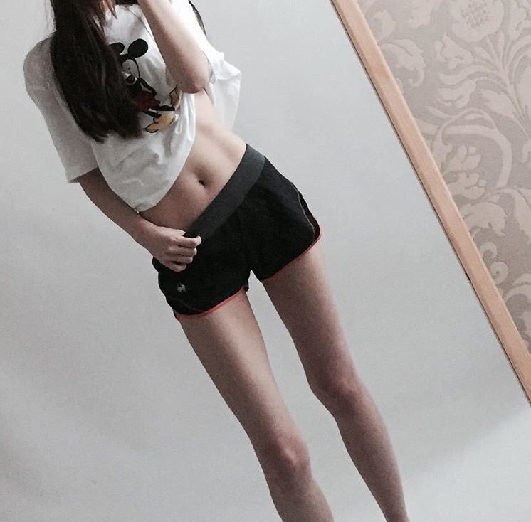 itigo_mero24's tweet image. ダイエット仲間探し👀💗
165cm┆now→51㌔┆最終→45㌔

今月の目標
❁見た目重視
❁－1.5㌔
❁背筋を伸ばす
❁引き締める

#ダイエッターさんRT
#一緒に頑張ってくれる人RT 
#ダイエット仲間募集
#ダイエッターさんと繋がりたい
#RTして気になった人フォロー