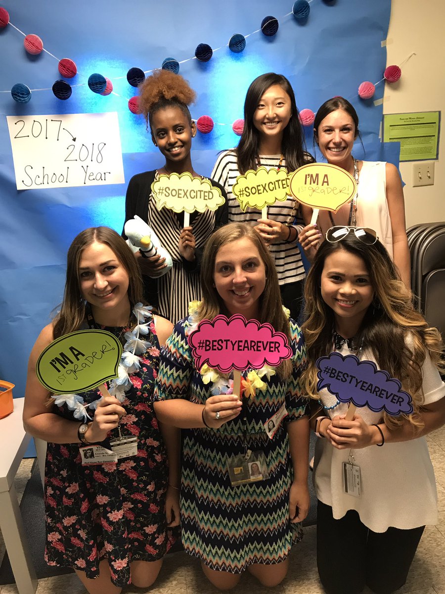MrsSarigianis's tweet photo. @RedHouseRun is ready for the new school year! #20172018 https://t.co/Xz4D22UIrF
