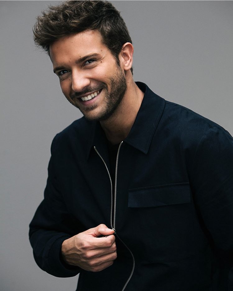 doalcarcarmen's tweet photo. @LiseAvilaF @pabloalboran @maregosco @AlboranNY @perdut99 @clausantos17 @ALMITA_MARTINEZ @lalety85 @NoviasAlboUSA @carmencitaff46 @CbBorras Pablo tiene una fotogenia increíble...la cámara lo adora !!
#WelcomeSeptember #8SA https://t.co/kVTqG1wBNe