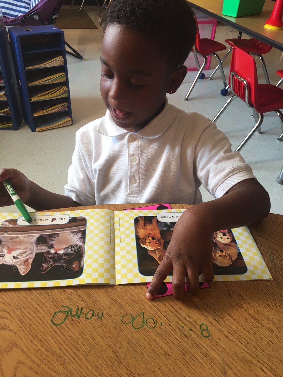 MrsDrWhitlock's tweet photo. Effective planning=#Fun Smallgroup Instruction!!! #crosscurriculumintegration #coolcats #readingwritingandmath
#counting #sightwords #socool https://t.co/DNGnY5aAua