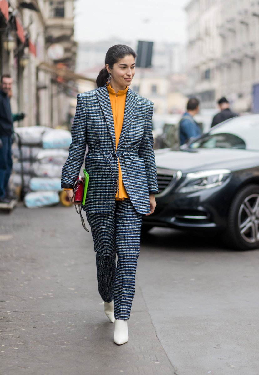 RevistaTooMuch's tweet photo. ¡Sastre! Así se lleva ahora el traje de dos piezas
El traje sastre se reinventa. Míralo en estos 4 #outfits. #TooMuchModa https://t.co/E72WSiKxpH