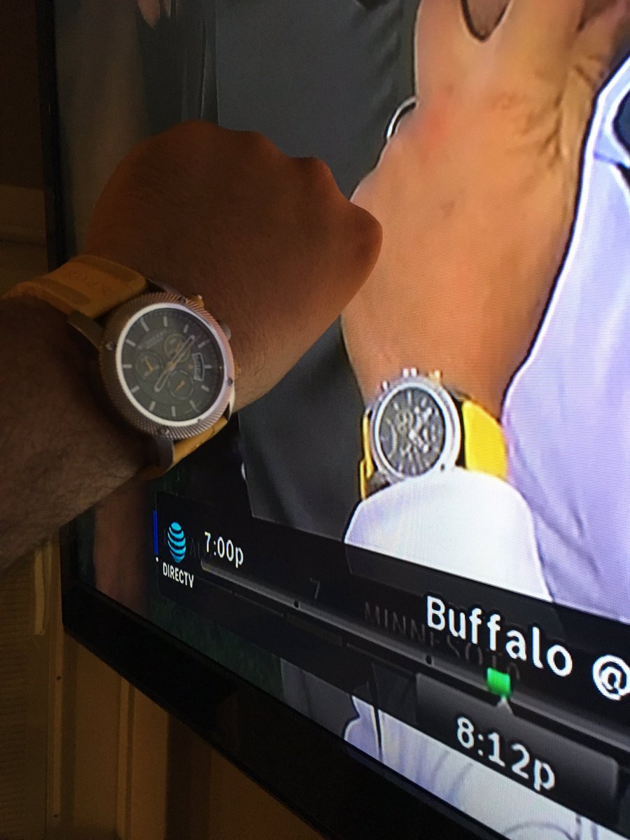 rhysjlloyd's tweet photo. @Coach_Fleck I see you Coach... Rocking the same watch!!! #RowTheBoat #SkiUMah #gopheralumni https://t.co/OC8eFPqViY