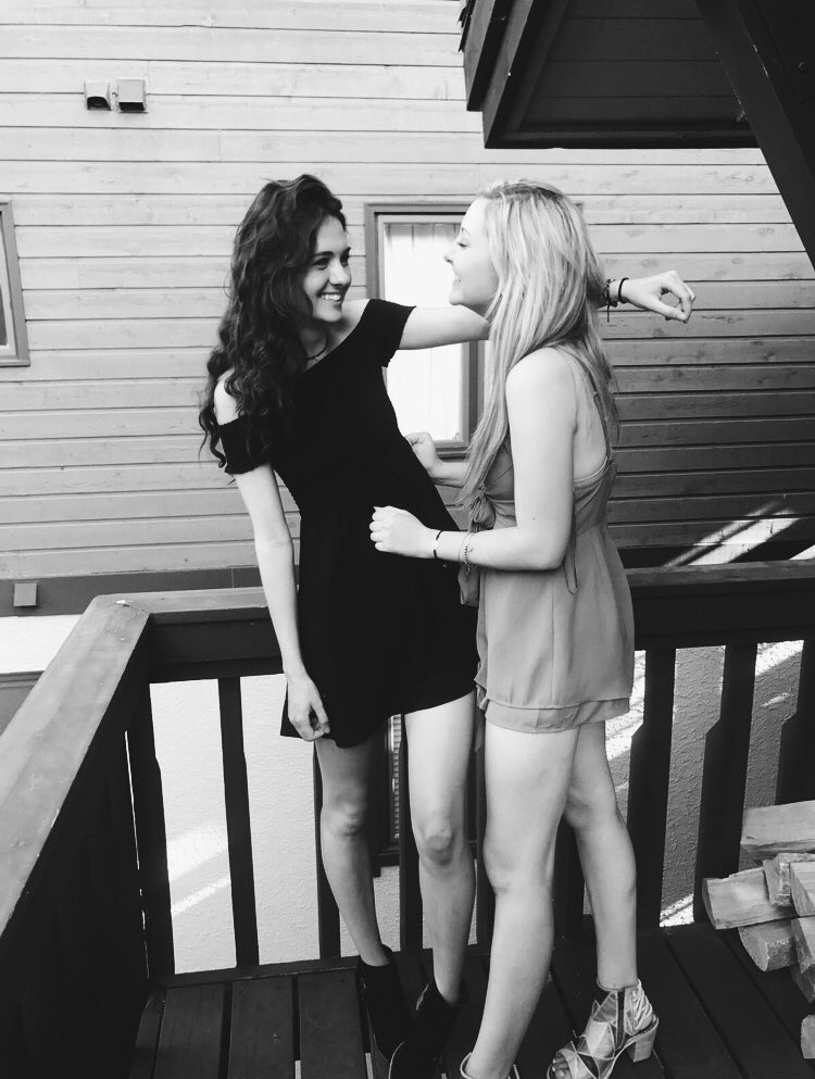delaneybenson6's tweet photo. hbd reag!!💗 have an amazing night miss you ily:)) https://t.co/Xxavy4is6L