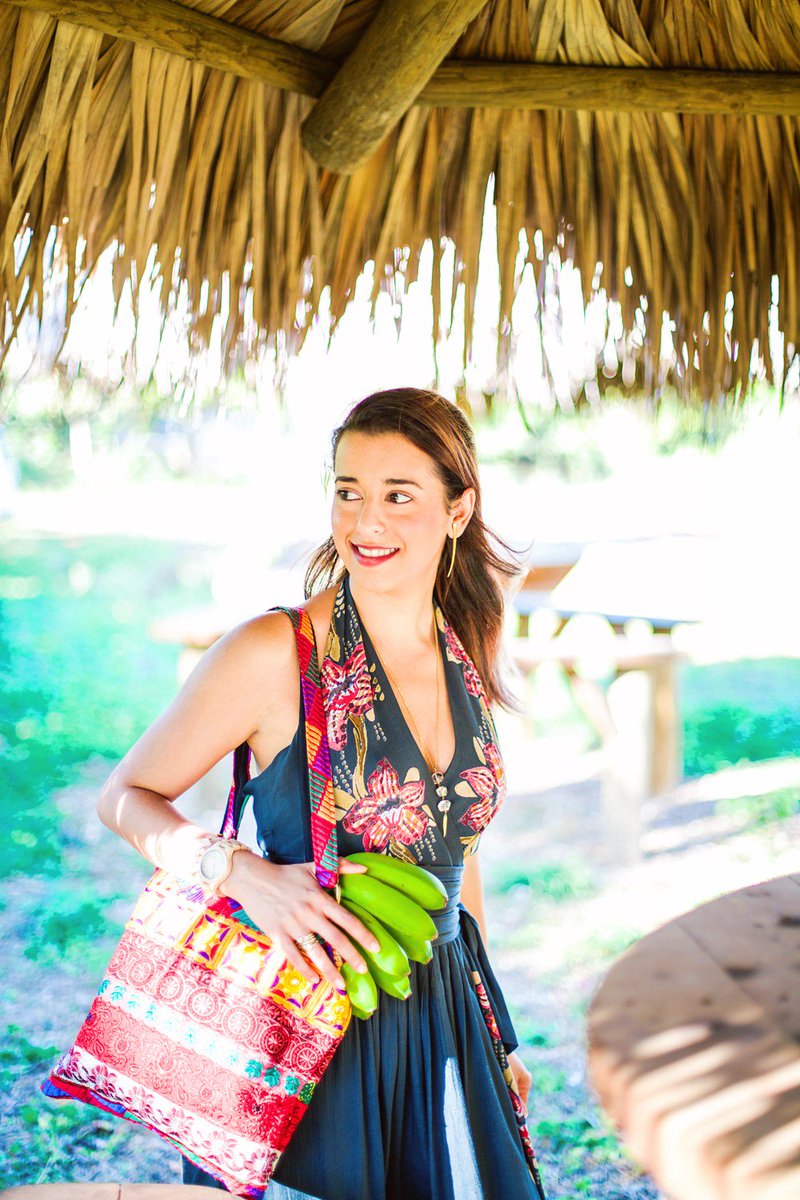 MiaBloggerMedia's tweet photo. The Best Miami Bohemian Bloggers to Follow https://t.co/8Vci8EplxP https://t.co/II0iKx4zu2