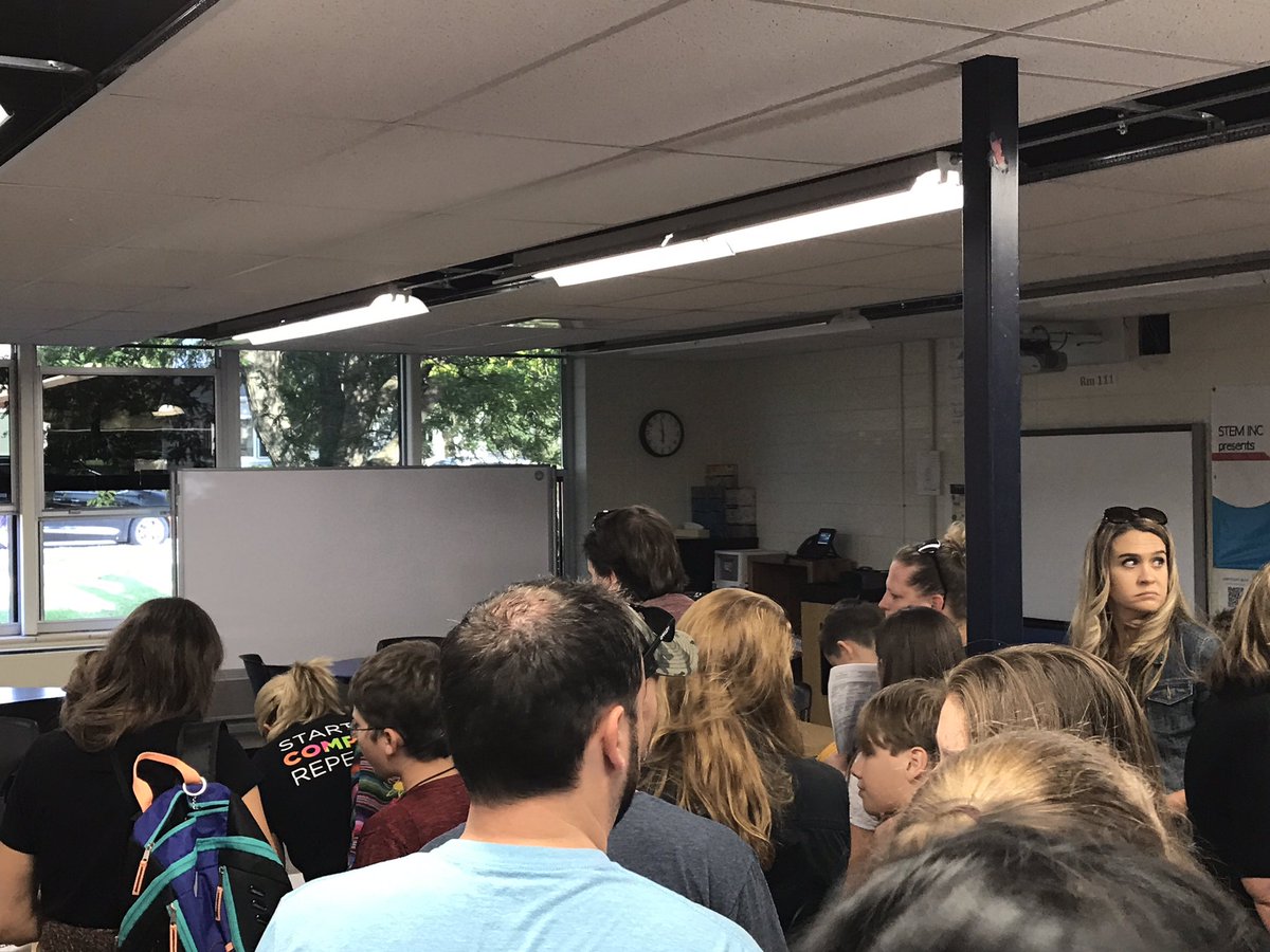 edUcation_frwd's tweet photo. Easily one of the best events ever at @STEM_Saratoga #STEMbbq was a HUGE success!! #FullHouse #BBQrocks @waukeshaschools @Institute4PL https://t.co/wuxcbDLH4X