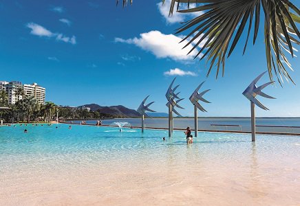 DUTTOURS's tweet photo. CairnsGBR: RT teqld: 30,000 visitors to fly to Cairns on new Hainan Airlines flight https://t.co/wF887Y0EXD cairn… https://t.co/u55rIP5vEu