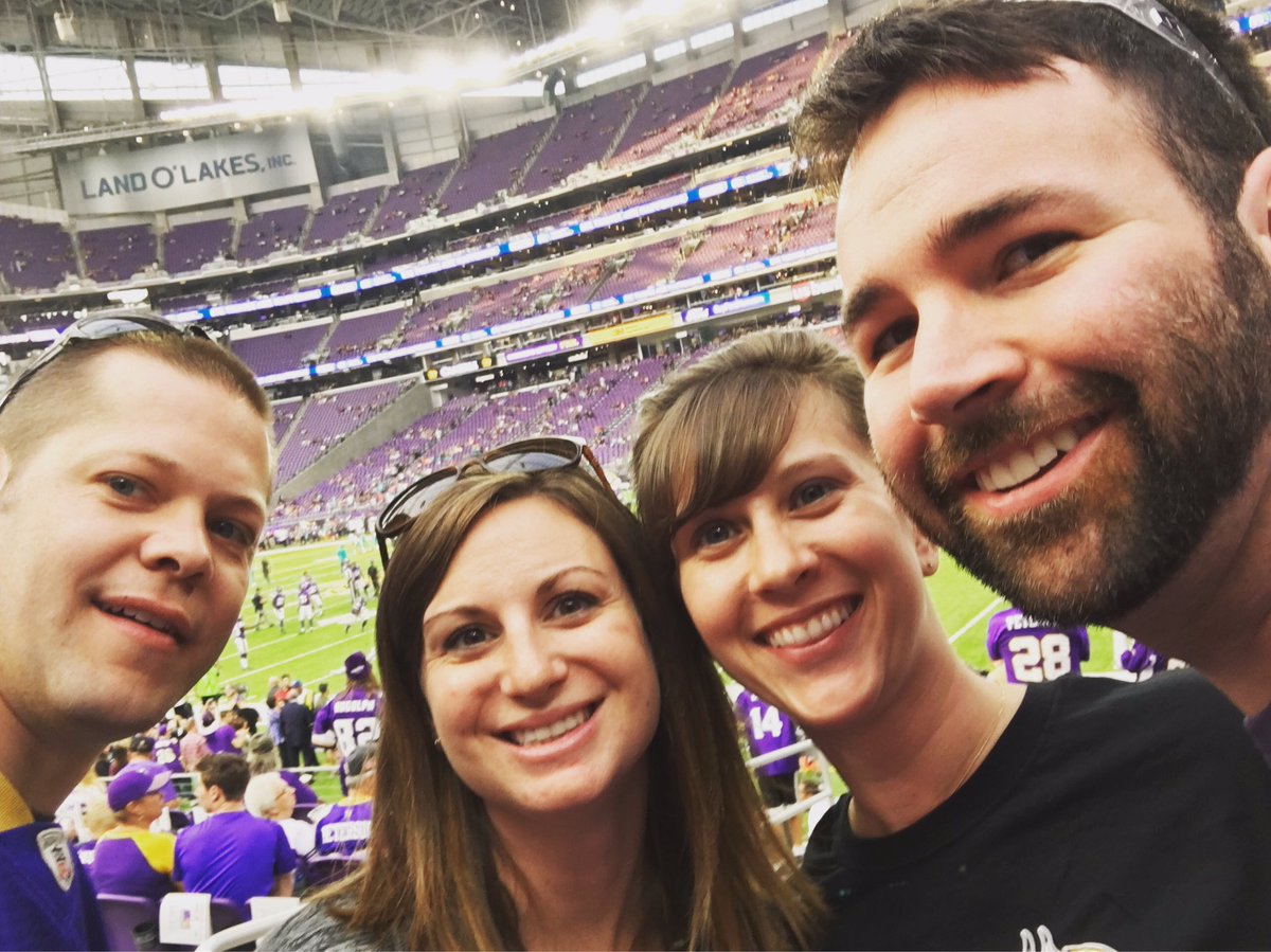 lynseemattson's tweet photo. Section 127, Row 8, seat 21! #centurylinklegends #mnvikings #skol https://t.co/HRdRfpbiUk