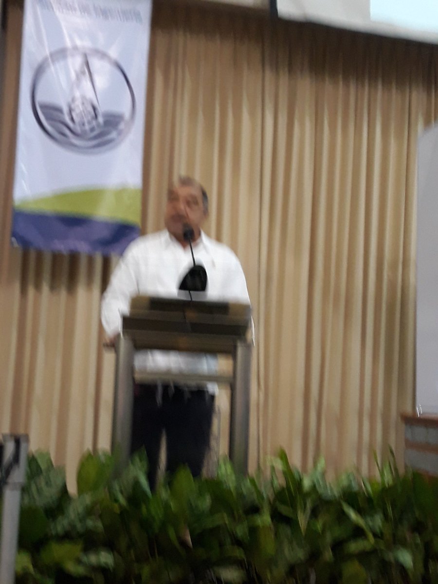 UAC_FCQB's tweet photo. @UAC_FCQB felicita a los egresados de @fdi_uac .Enhorabuena! https://t.co/jiIRCac6Au