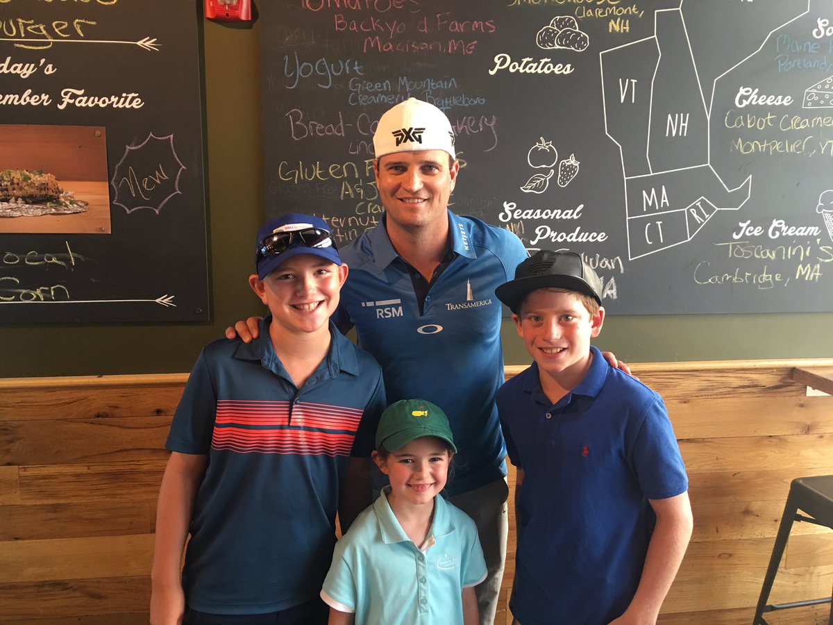 bgoodRI's tweet photo. Thanks Masters and British Champ @ZachJohnsonPGA for stopping by b.good to fuel up for the @DellTechChamp Good luck! #Championsdinner https://t.co/I3b8XkTay1