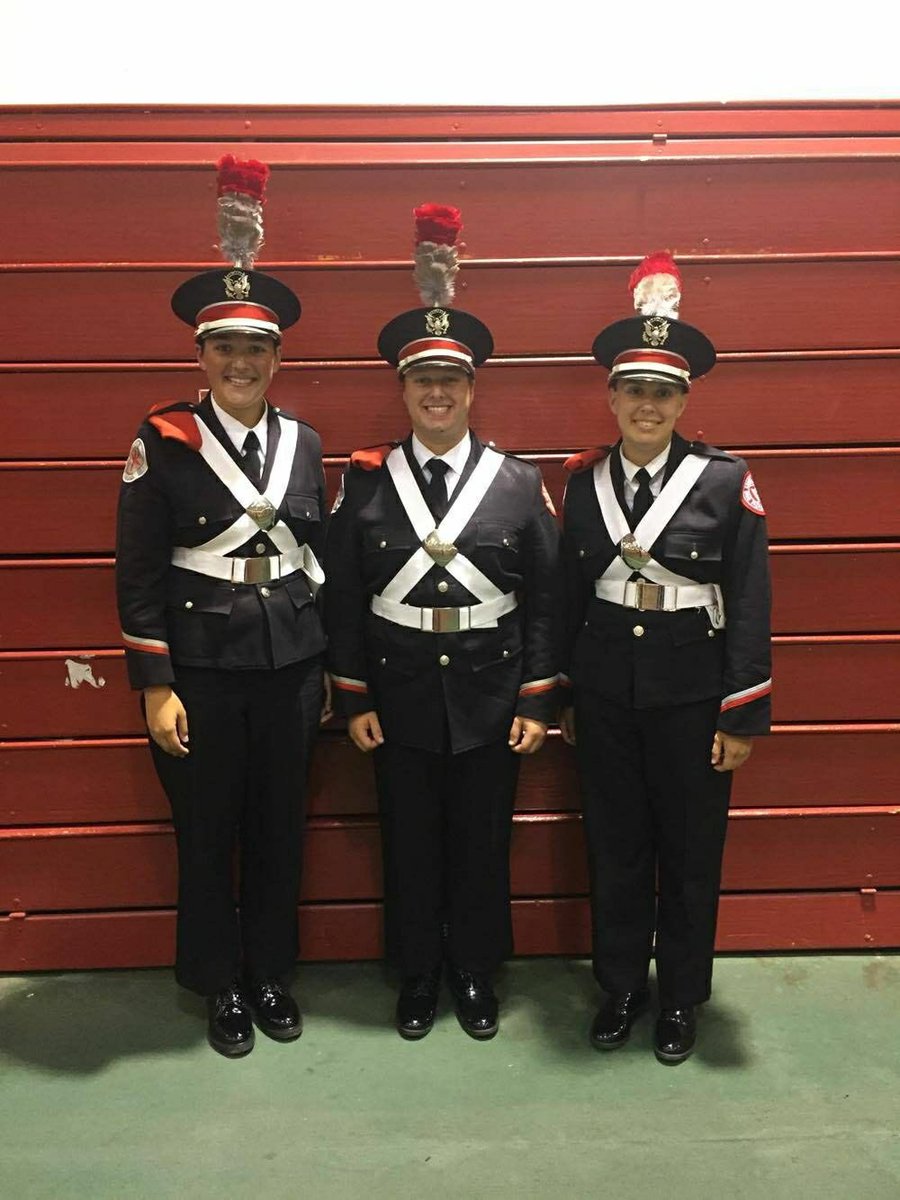 BurdickNRBand's tweet photo. NRHS Band alumni perform in 1st game as members of OSU Marching Band!  Congrats Matt Brewer, Emily Doleh &amp; Katie Galuska! #NRInspiregreat https://t.co/RcJAYMirEt