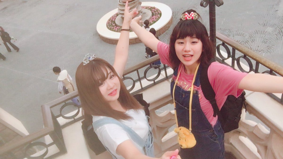 すっごい邪魔なんですよ ディズニーランドにいた インスタ女子 をバッサリ切った女性の一言が辛辣 Togetter すっごい邪魔なんですよ ディズニーランドにいた インスタ女子 をバッサリ切った女性の一言が辛辣 Togetter