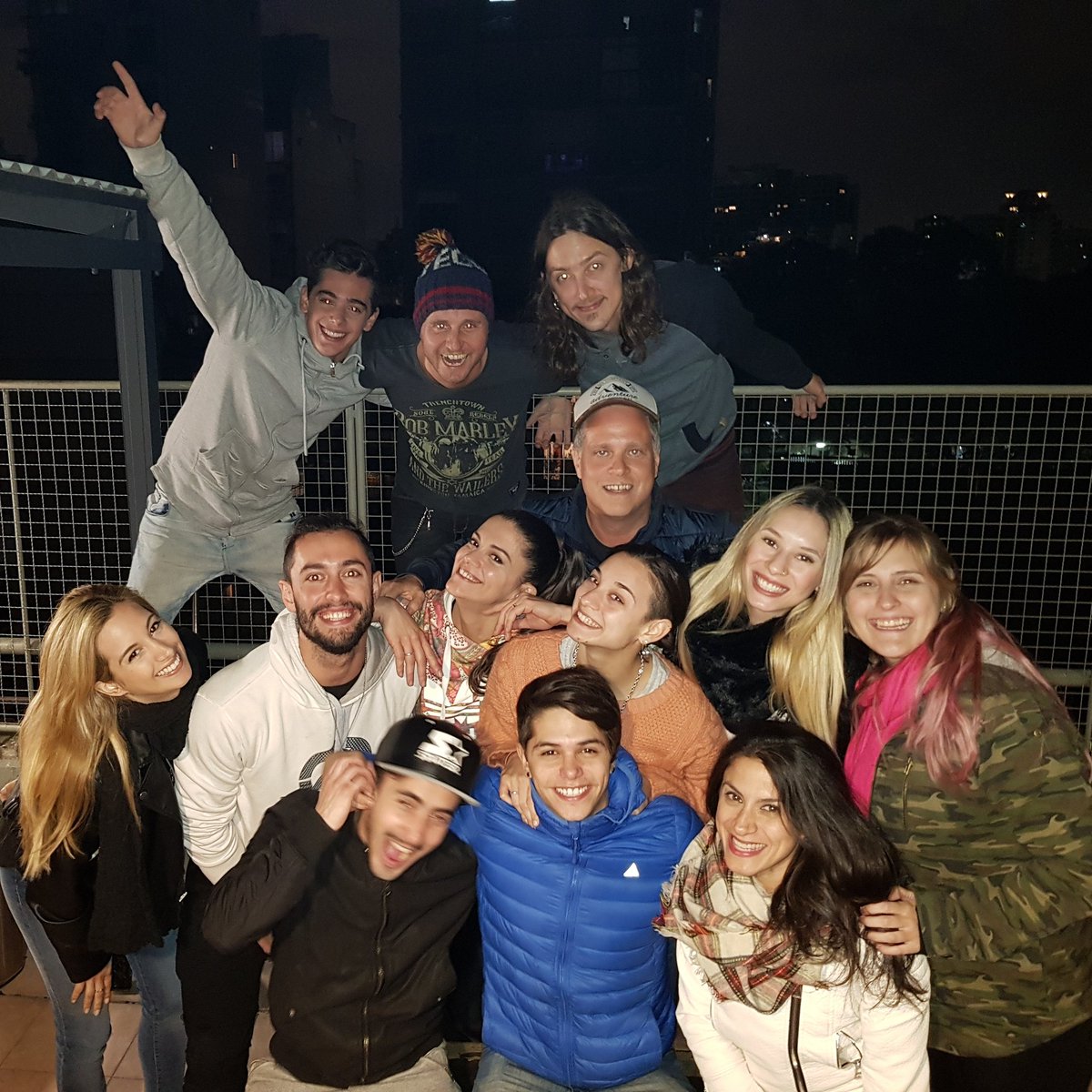 estefiberardi's tweet photo. #Asadazo ❤ https://t.co/vxJFykbjKI