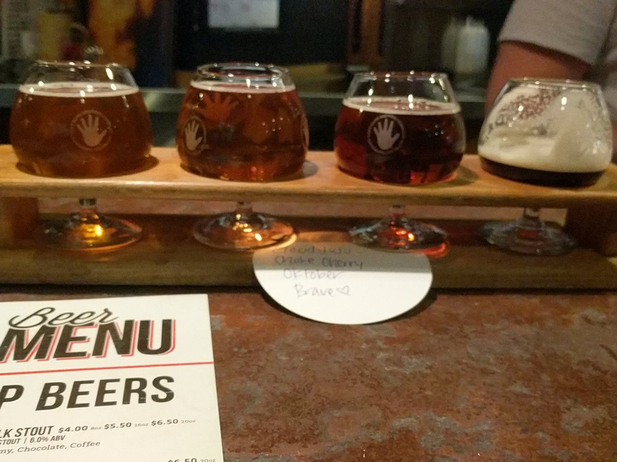 WaBeerBro's tweet photo. At @LeftHandBrewing enjoying a seasonal flight #goodbeer https://t.co/ctyCRVxrkT