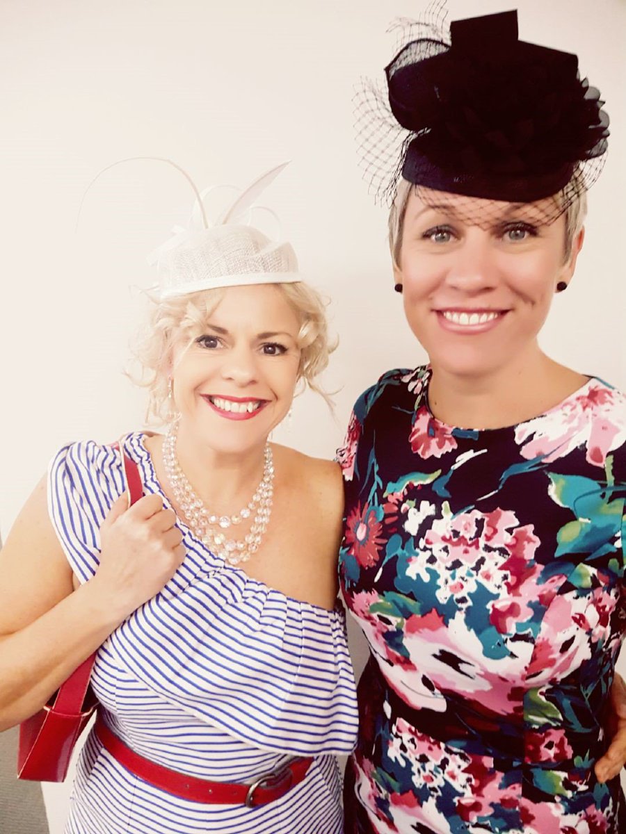 TCMRentalsSales's tweet photo. The fabulous Lucy and Amanda are off to the races today for some corporate fun! #teamTCM #corporatefun #cairnsamatuers #cannonpark https://t.co/I9yxWz3wIy
