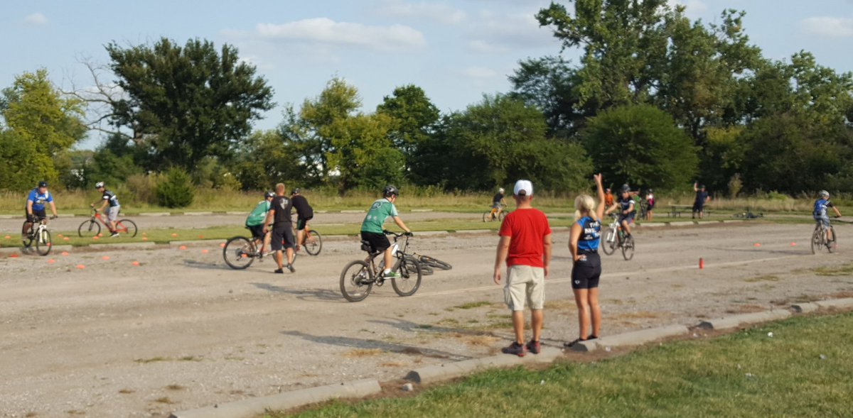 MWHScycling's tweet photo. Holy cow! Awesome 1st practice of 2017 season! 20 kids at practice! 30 on the roster! #greenarmy2017 @NICSbikes @MWHSWildcats @mwhspawprint https://t.co/DpScdA8LOS