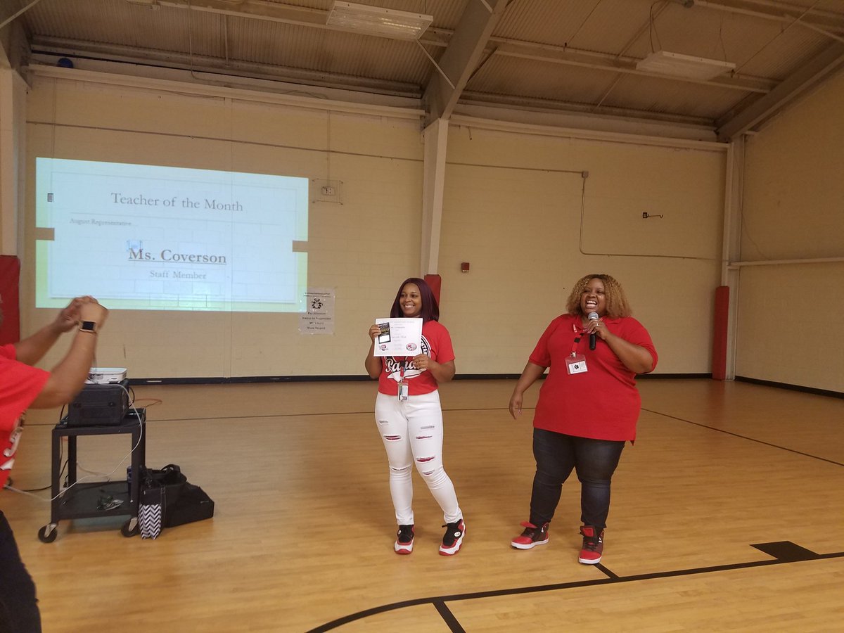 JWallace_WMS's tweet photo. My staff rocks! #House of Respect  #changeishappening https://t.co/Ff83sDOxdh