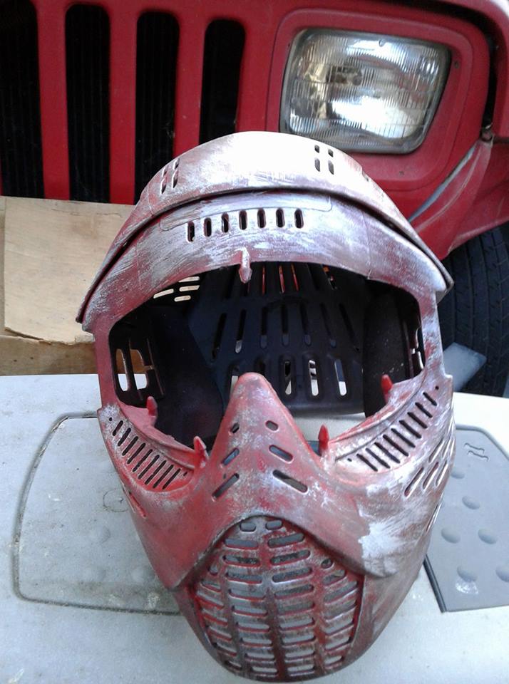 ArtistLucas's tweet photo. @AweMeChannel this was a one day paint job i did today #DIYPROPSHOP https://t.co/d4prLvrAIo