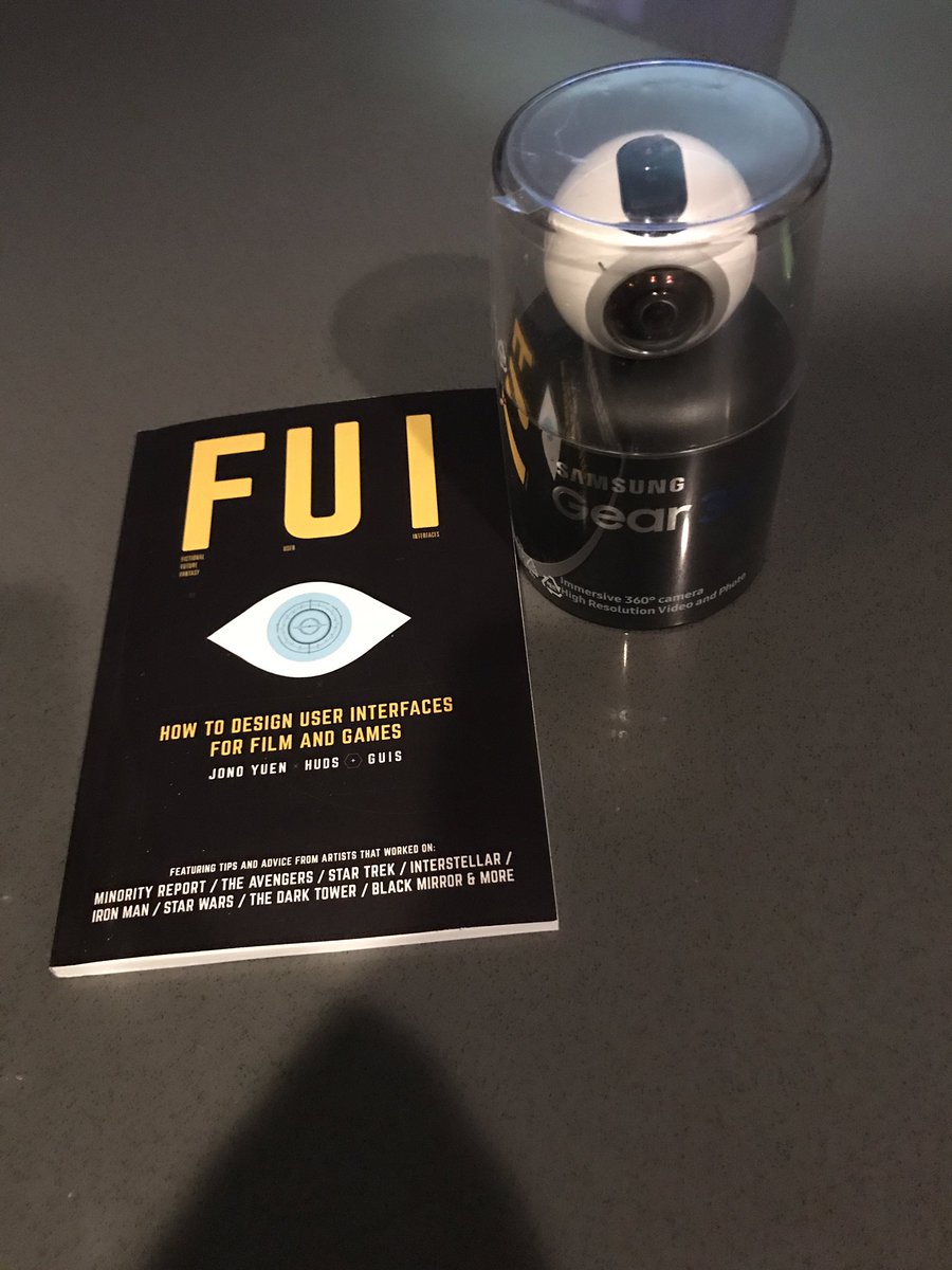 ui_stephan_dube's tweet photo. Got my FUI book and my VR camera. #fuibook #FUI https://t.co/SkMJBLZRPs