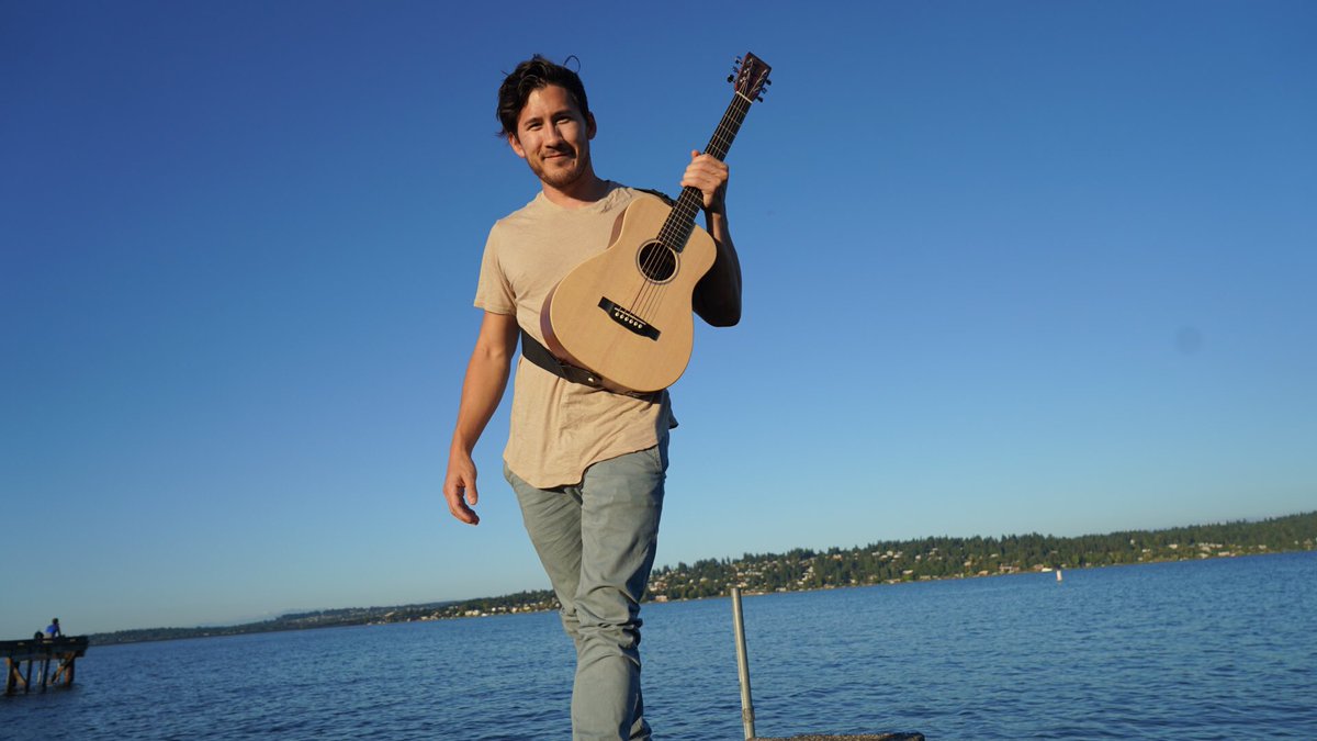 markiplier's tweet photo. went out for a little doot https://t.co/dZne5zmuPK