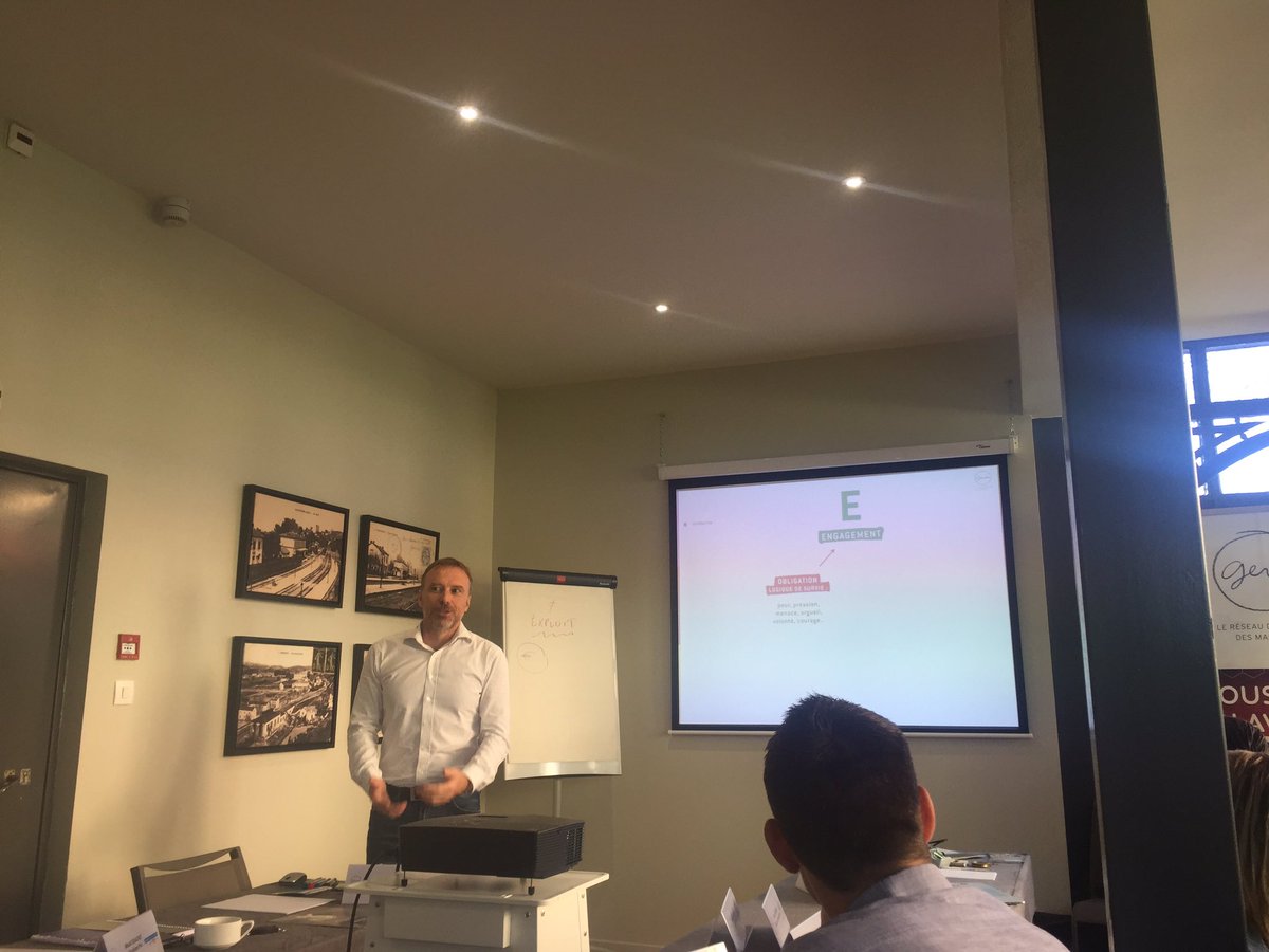 Pierre2colbert's tweet photo. #goodvibes chouette une journée @RESEAU_GERME ! Avec Antoine #Carpentier : Créer la motivation et l'entretenir dans la durée ! https://t.co/rMLeNhIzyY