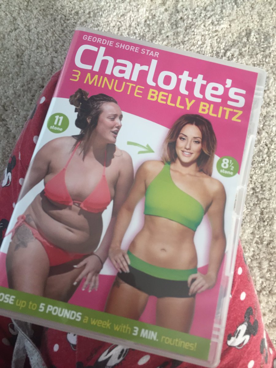 abbeybroadbentx's tweet photo. 1 month today til Portugal .. guna give this another go 😣😬✈️☀️👙 @Charlottegshore https://t.co/AIinSqthgG